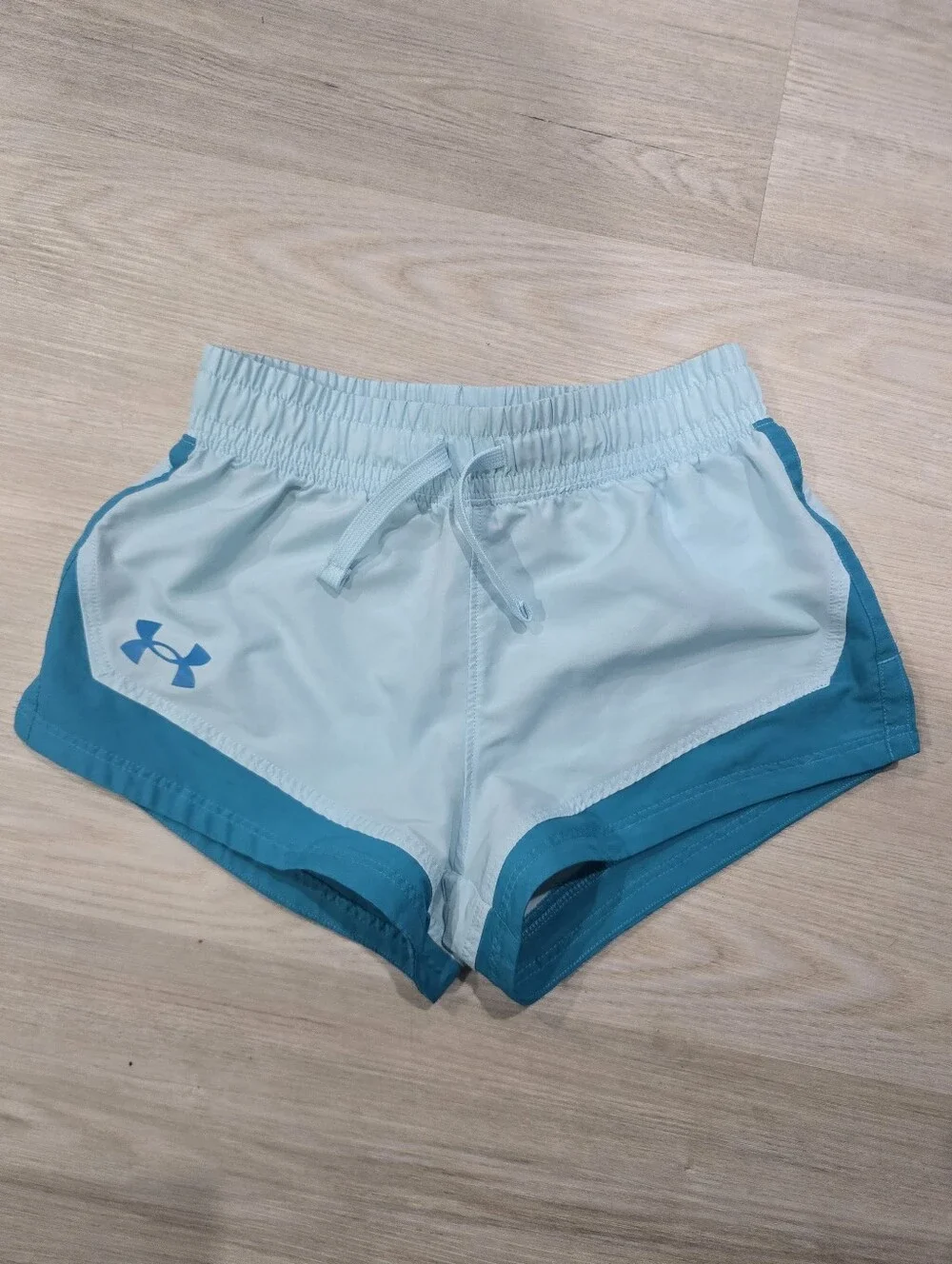 Under Armour Youth Girls Light Blue Shorts with Teal Trim Size S
